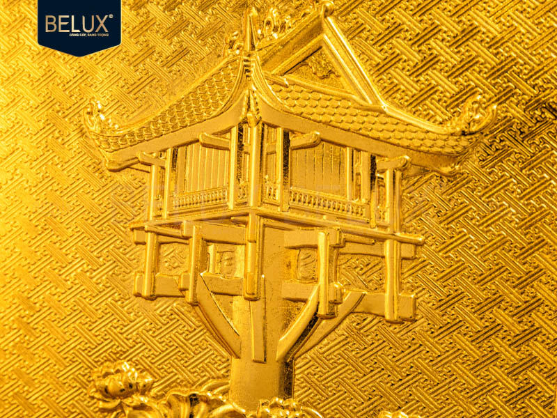 Hộp gỗ mặt vuông Chùa Một Cột mạ vàng 24k 23x23cm